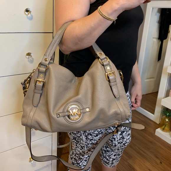 Michael Kors bag - Picture 8 of 10